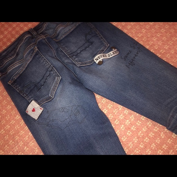 Patched Denim Jeans - Picture 2 of 5